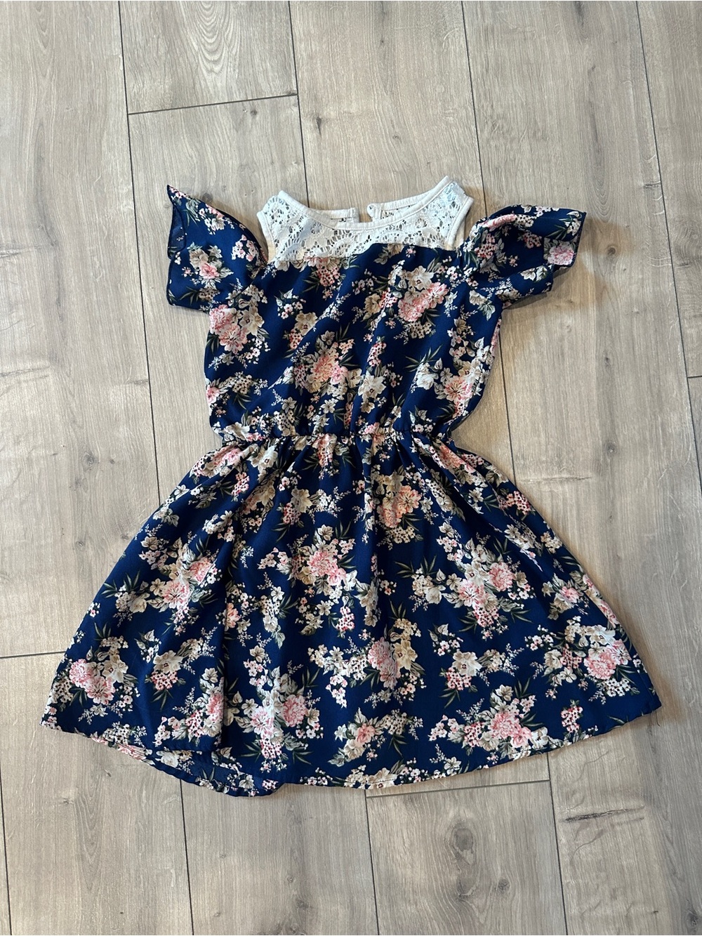 Jenna & Jessie Girls Size 8 Navy Floral Lace Cold Shoulder Dress